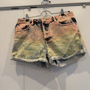Topshop MOTO High-Waisted Tie-Dye Denim Shorts – Size W28